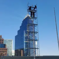Andamios profesionales instalados - Servicios Urgentes